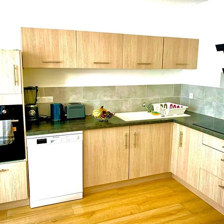 L Indemodable Renove Spacieux Et Lumineux Avec 2 Chambres Sarrebourg Luaran gambar